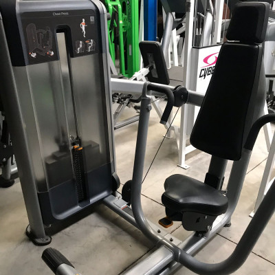 Precor Chest  Press  Discovery